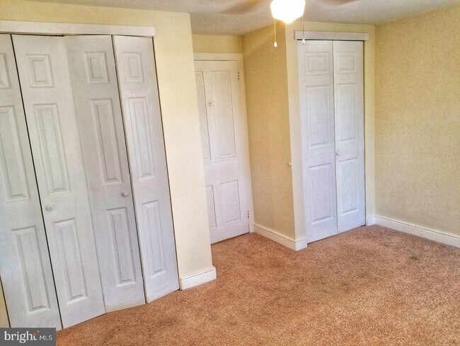 Building Photo - 148 Gay St