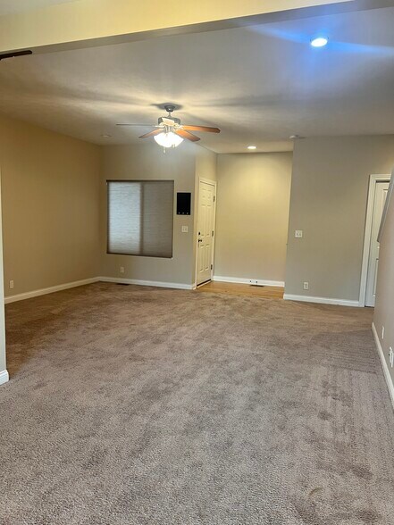 Building Photo - 1211 Turtle Creek Rd