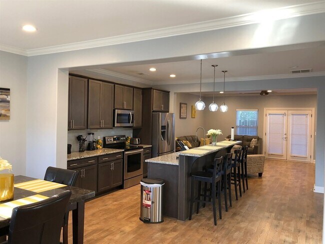 Building Photo - 3107 Blue Sky Dr