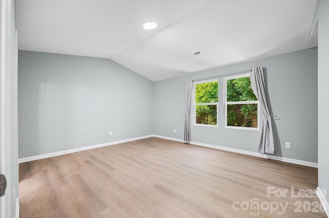 Building Photo - 9612 Brackenview Ct