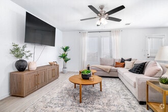 4BR, 2.5BA - 1867SF - Living Room - Brookmill