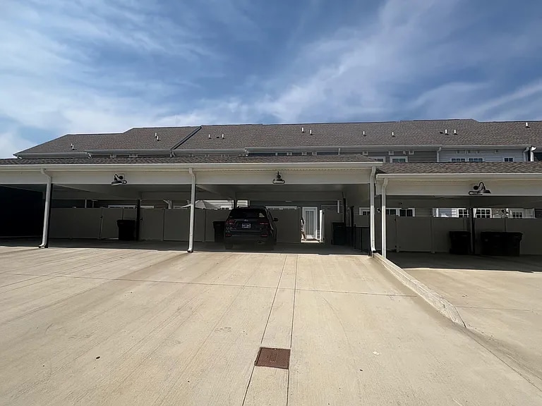 Building Photo - 2016 Cavell Ln