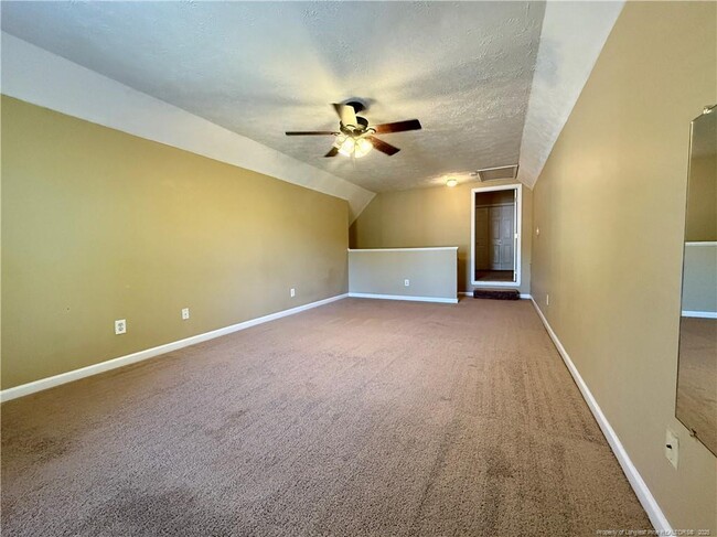 Building Photo - 3517 Grenedine Dr