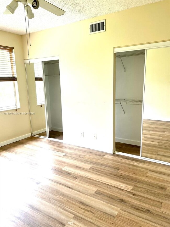 Building Photo - 7886 Dixie Beach Cir