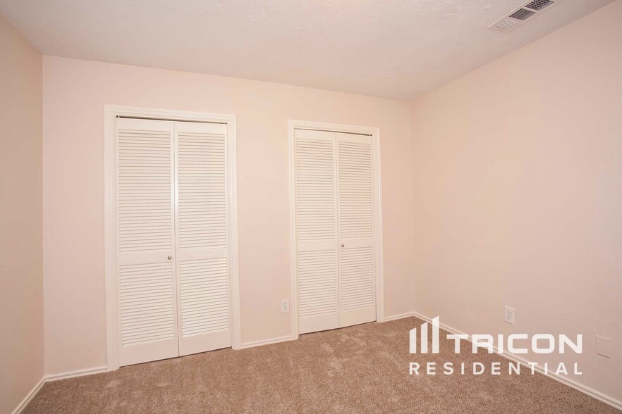 Building Photo - 14130 Galvani Dr