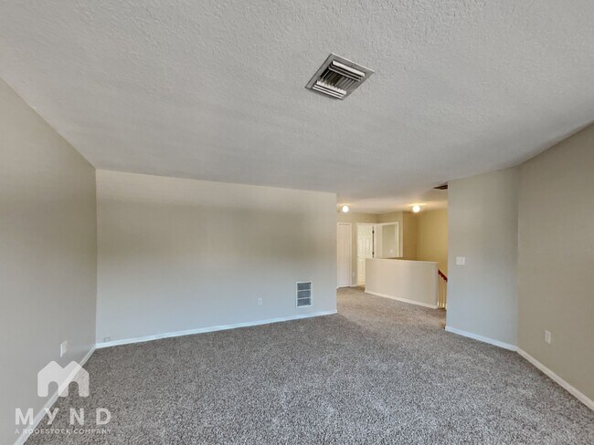 Building Photo - 4852 Barchetta Dr