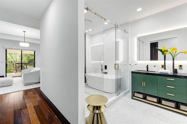 Building Photo - 3020 McDonald St