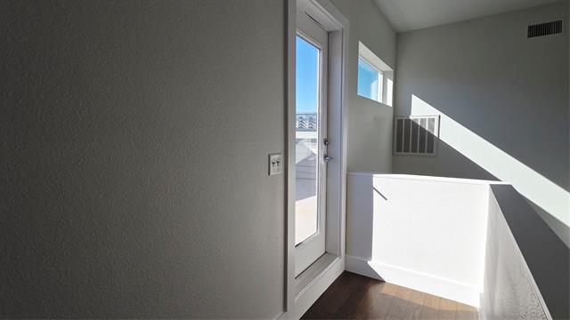 Building Photo - 1225 Hyde Ct