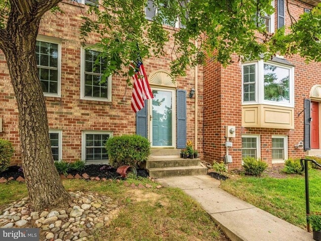 Building Photo - 112 Bracken Ct