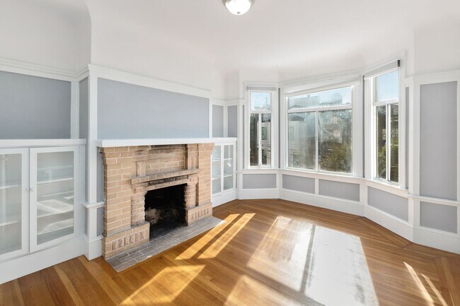 Primary Photo - 2272 Greenwich St