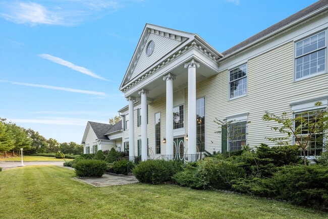 Building Photo - 321 Museum Village Rd