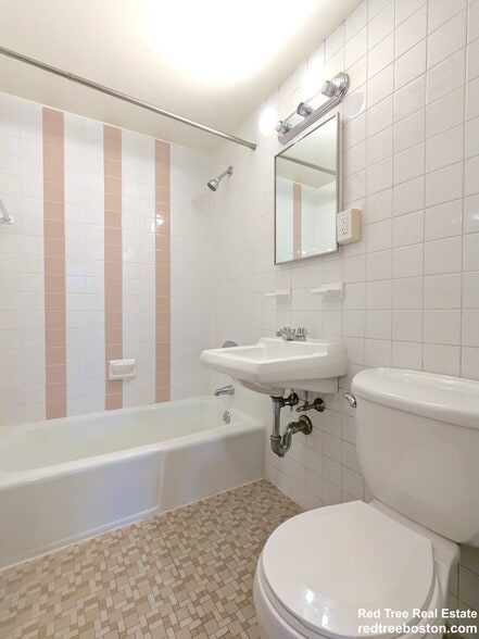 Building Photo - 62 S Huntington Ave