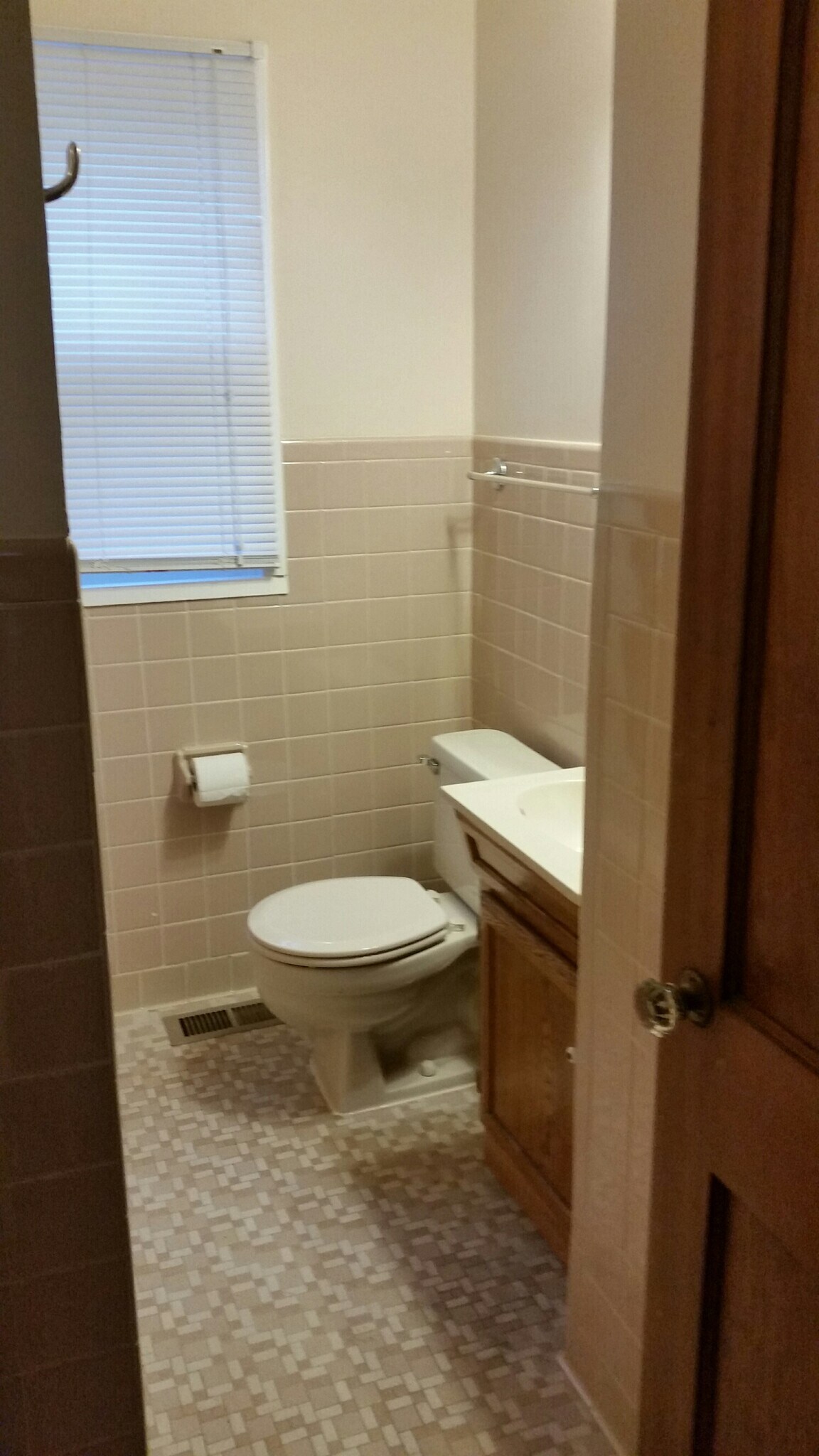 Bathroom - 261 View St