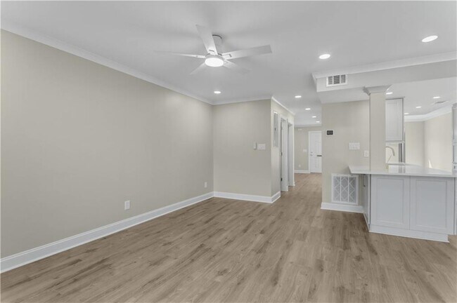 Building Photo - 49 Ivy Gates NE