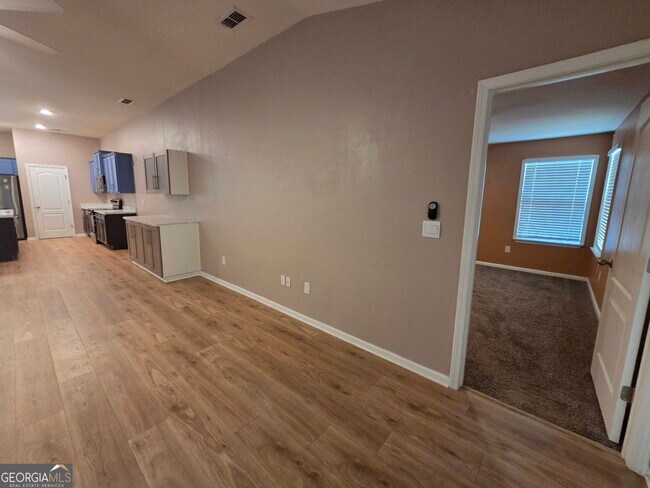 Building Photo - 152 Ashwood Cir