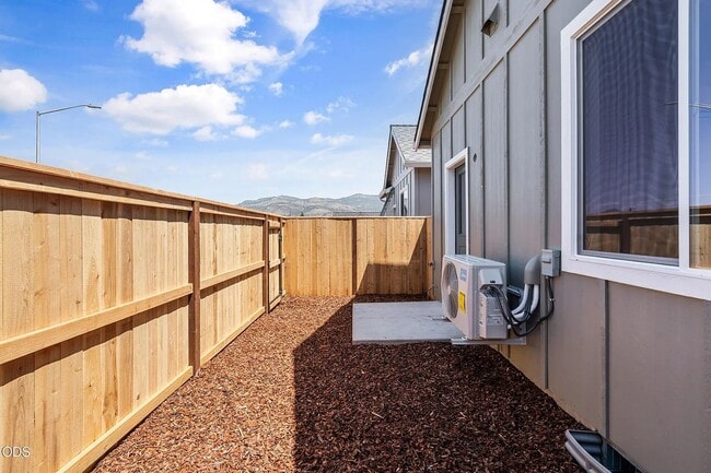 Building Photo - 202 Gangnes Dr