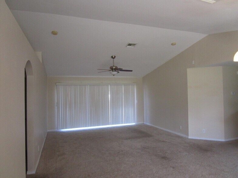 Building Photo - Coming mid July  3/2  Home