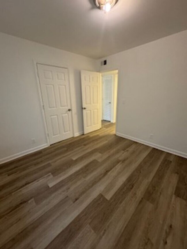 Building Photo - 4558 Brooke Valley Dr