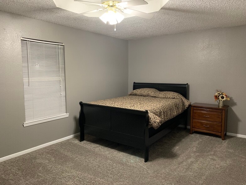 Bedroom 4 - 1307 Bagby Ave