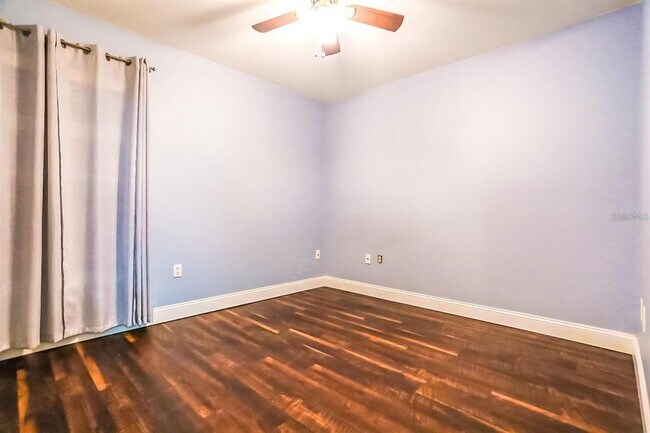 Building Photo - 3837 Lockridge Dr