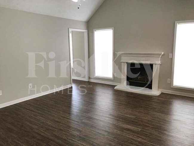 Building Photo - 8118 Birch Walk Dr