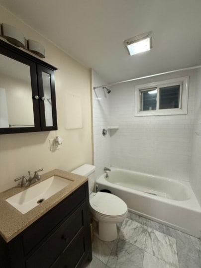 Building Photo - 206 Princeton St