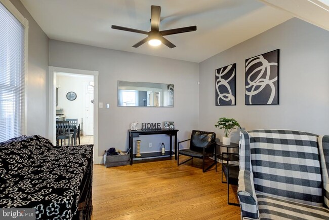 Building Photo - 4360 Pechin St