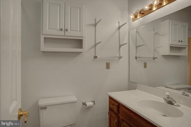 Building Photo - 2314 Majestic Ct