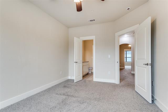 Building Photo - 223 Belleville Dr