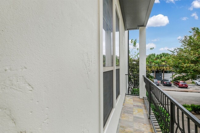 Building Photo - 2301 Park St