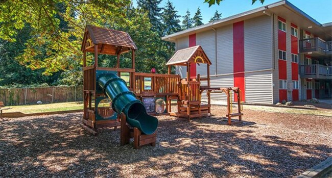 Building Photo - 3031 S 192nd St