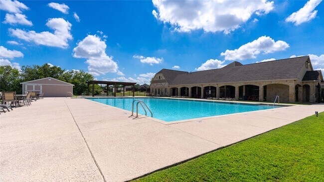 Building Photo - 1112 Hiddencreek Dr