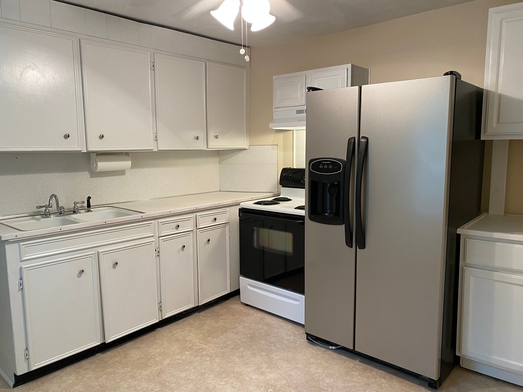 Kitchen - 308 Rose St