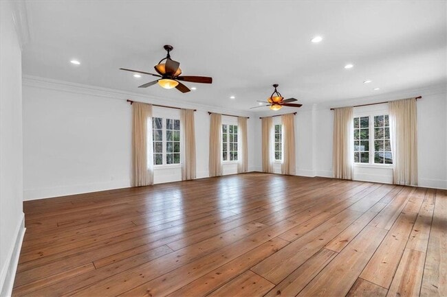 Building Photo - 115 Mount Paran Ridge