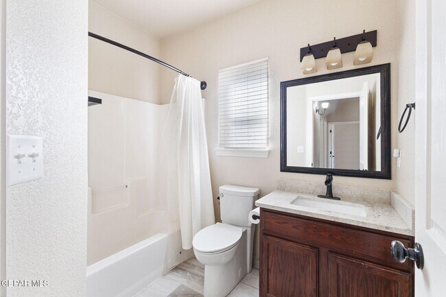 Building Photo - 11107 Redstone Cove Dr