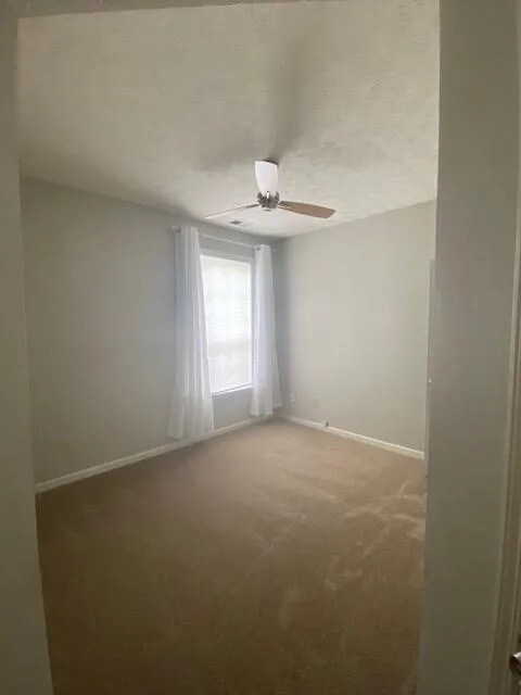 Building Photo - 164 Haven Oak Way