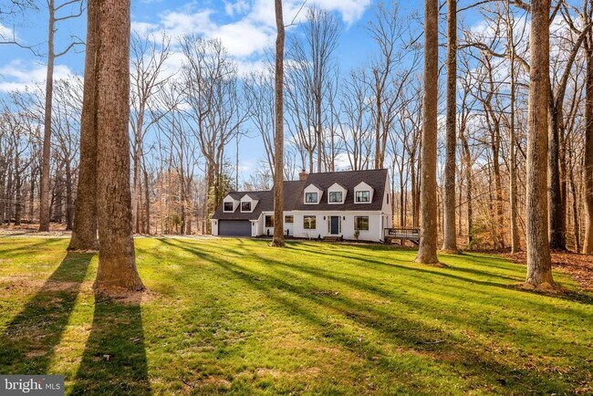 Building Photo - 9982 Blackberry Ln