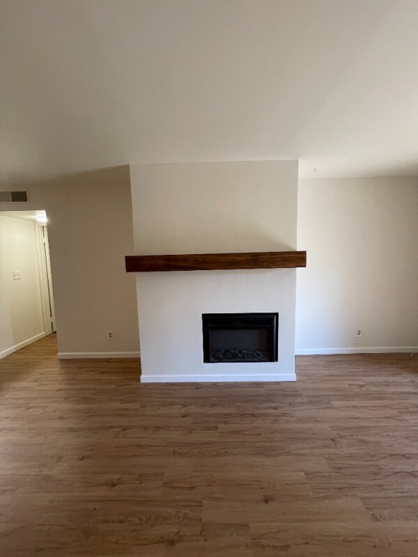 Building Photo - 5525 E Thomas Rd