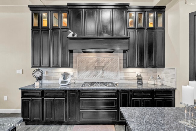 Building Photo - 14812 Long Shadow Ave