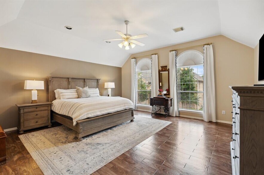 Building Photo - 7606 N Linpar Ct