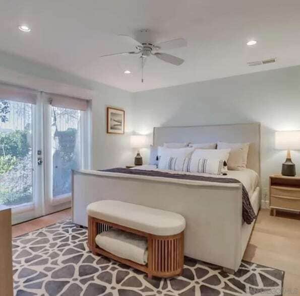 Building Photo - 301 7th St