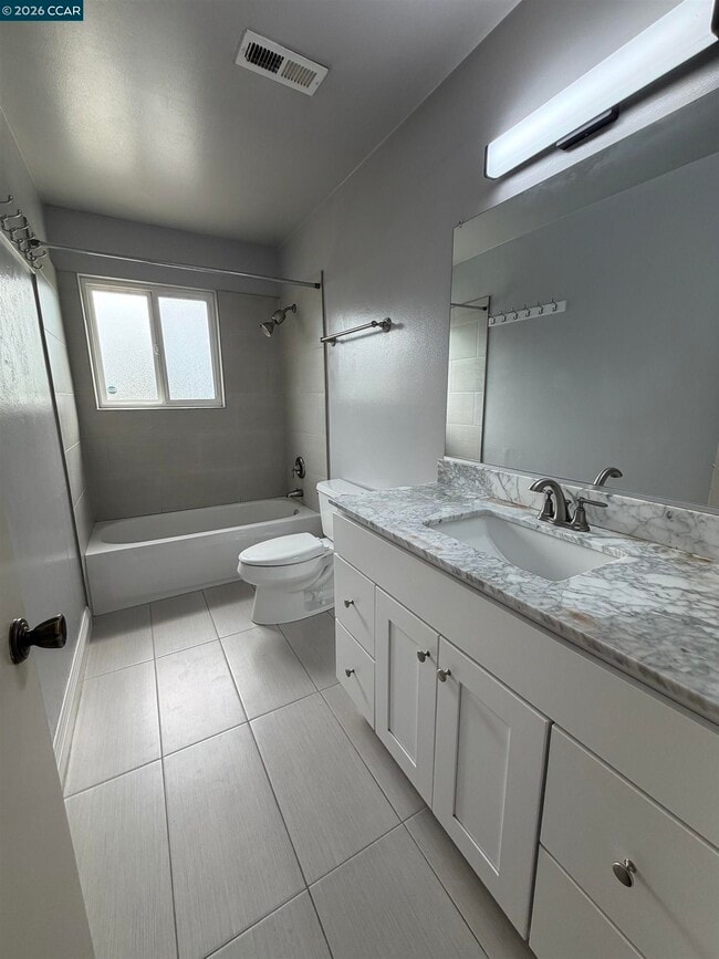 Building Photo - 1209 St Louis Dr