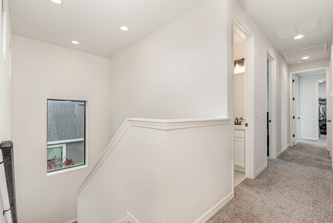 Building Photo - 3179 Ribbon Grass Dr