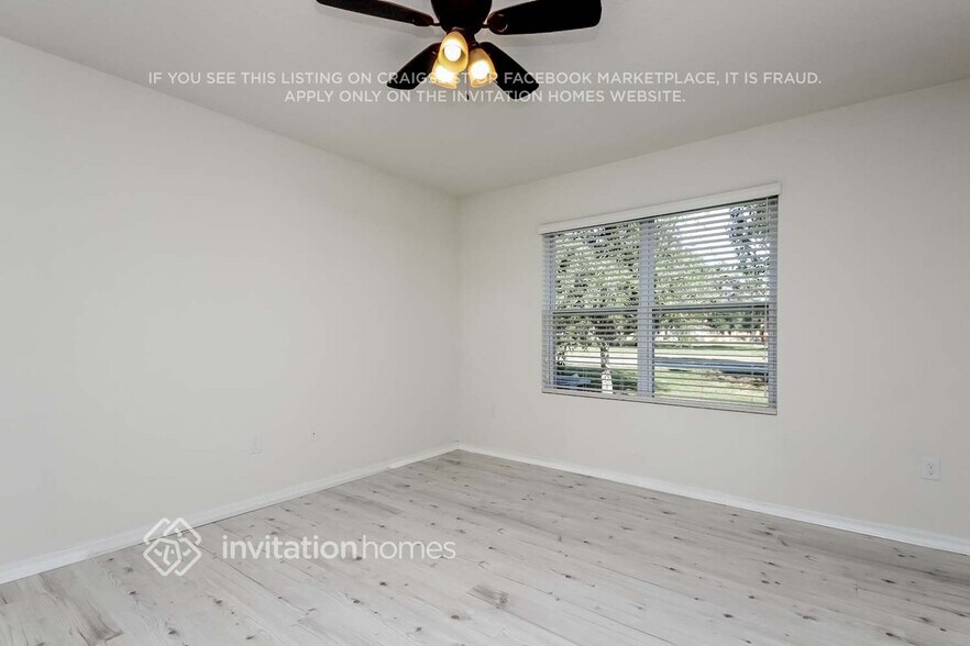 Building Photo - 3023 Sangria St