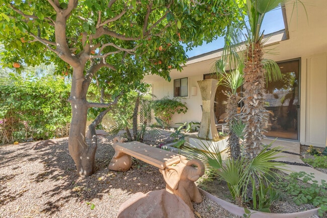 Building Photo - 24 Columbia Dr