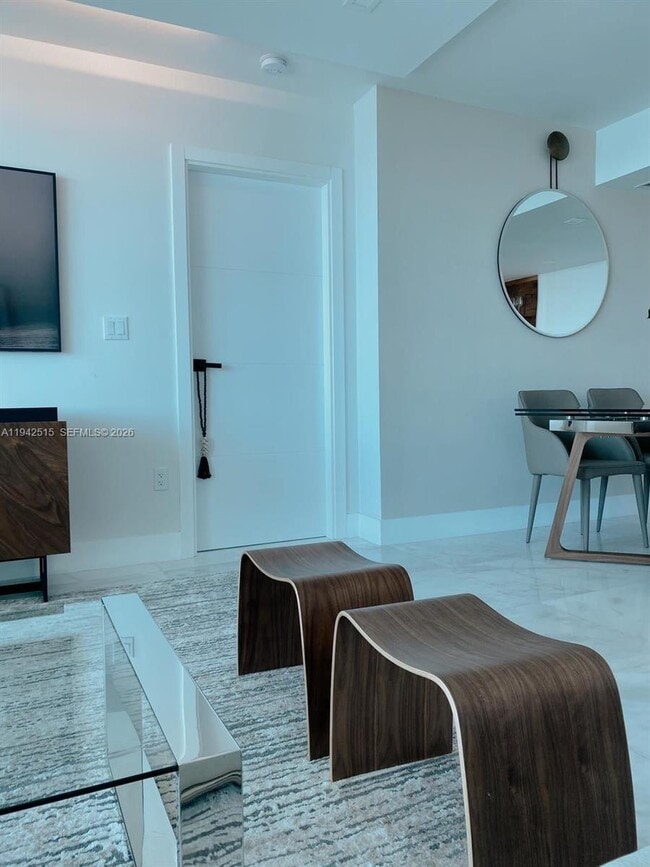 Building Photo - 800 Claughton Island Dr