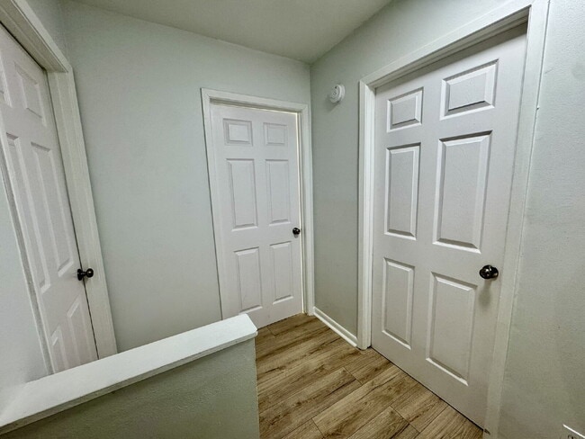 Building Photo - 8003 Beach Dr