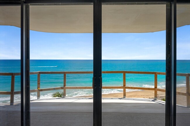 Building Photo - 100 S Beach Rd