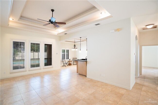 Building Photo - 28 Santa Monica St