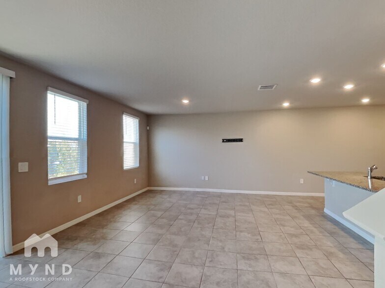 Building Photo - 7649 Intrepid Rd